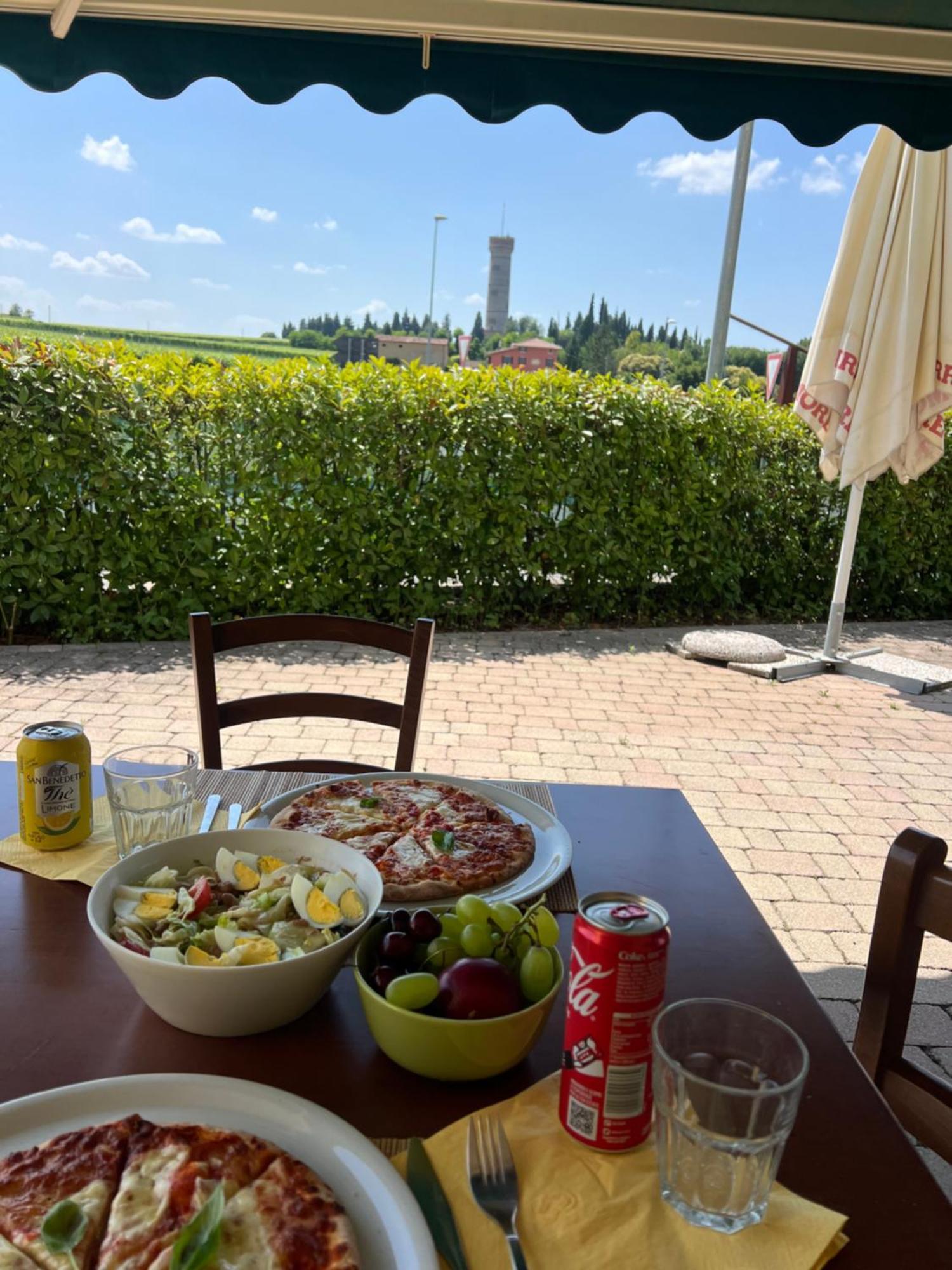 Albergo Quatro Pini Pozzolengo Luaran gambar