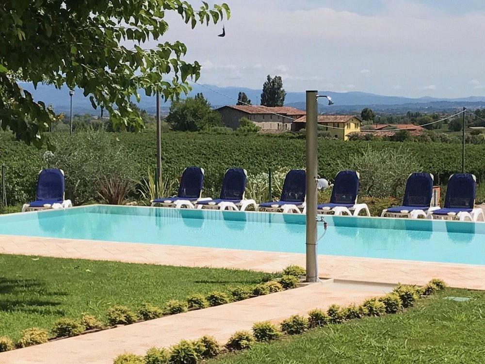 Albergo Quatro Pini Pozzolengo Luaran gambar